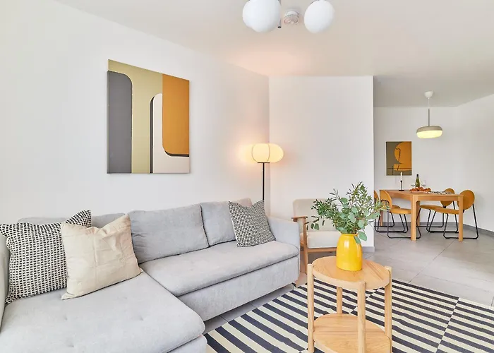 Apartamento Olivia -einzigartiges Wohnerlebnis In Kaiserslauterns Herz